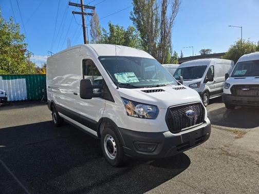 2025 Ford Transit-250 148 WB Medium Roof Cargo
