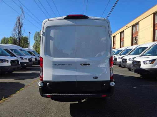 2025 Ford Transit-250 148 WB Medium Roof Cargo