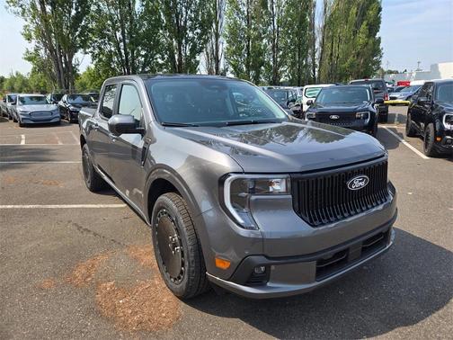 2025 Ford Maverick Lobo Standard