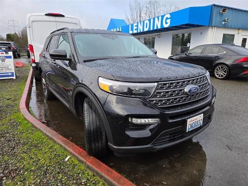 2024 Ford Explorer XLT