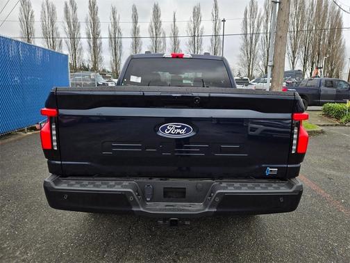 2025 Ford F-150 Lightning Flash