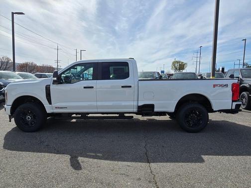 Oxford White 2026 Ford F-350 XL