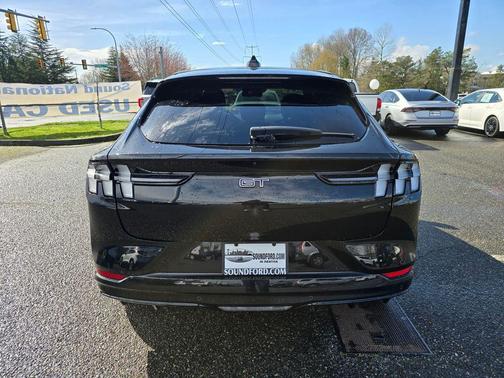 2025 Ford Mustang Mach-E GT