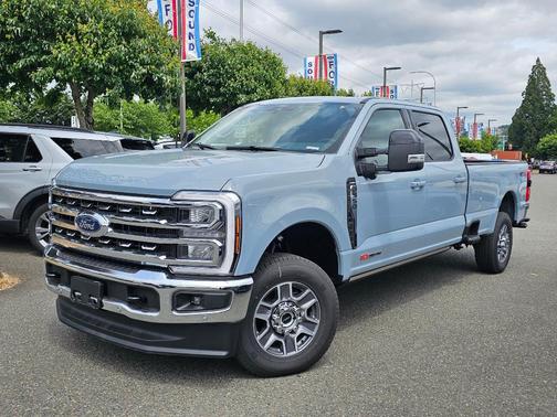 Glacier Gray 2026 Ford F-350 Lariat Super Duty