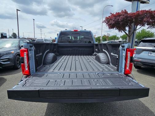 Glacier Gray 2026 Ford F-350 Lariat Super Duty