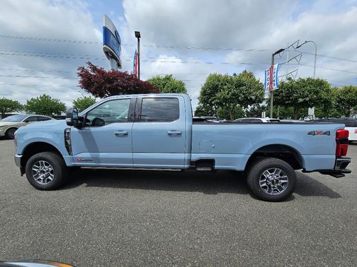 Glacier Gray 2026 Ford F-350 Lariat Super Duty