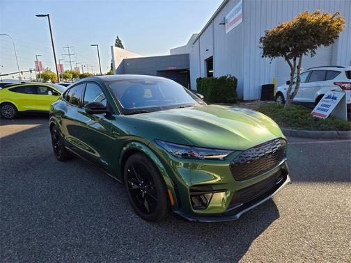 2025 Ford Mustang Mach-E GT