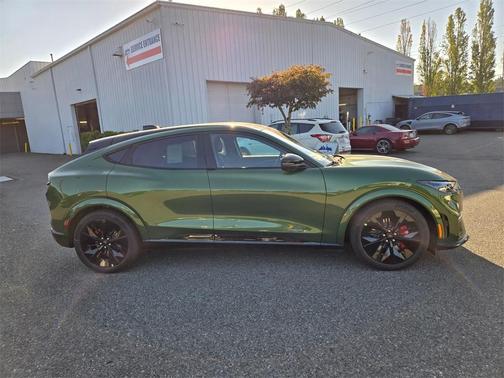 2025 Ford Mustang Mach-E GT