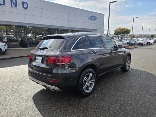 2022 Mercedes-Benz GLC 300 Base 4MATIC