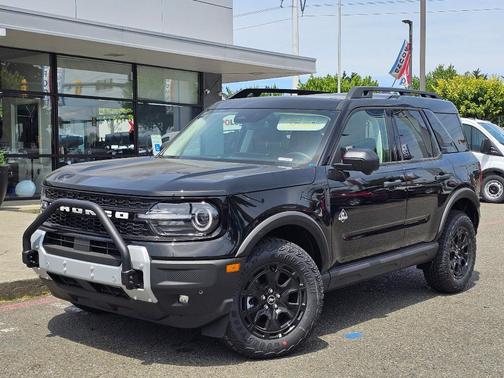 Shadow Black 2026 Ford Bronco Sport Outer Banks