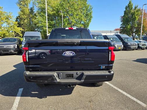 2025 Ford F-150 Lightning Flash