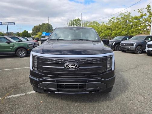 2025 Ford F-150 Lightning Platinum