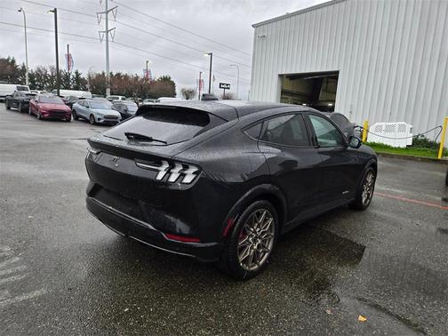 2025 Ford Mustang Mach-E GT