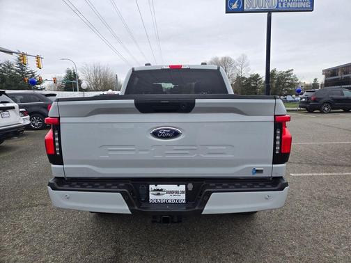 2023 Ford F-150 Lightning XLT