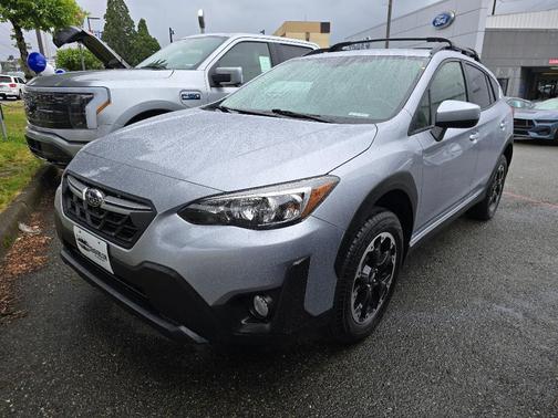 Ice Silver Metallic 2022 Subaru Crosstrek Premium