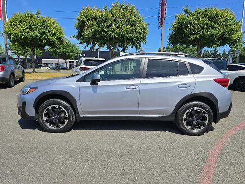 Ice Silver Metallic 2022 Subaru Crosstrek Premium