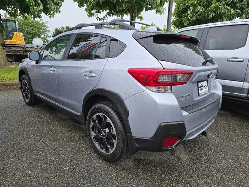 Ice Silver Metallic 2022 Subaru Crosstrek Premium