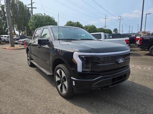 Agate Black Metallic 2025 Ford F-150 Lightning Platinum