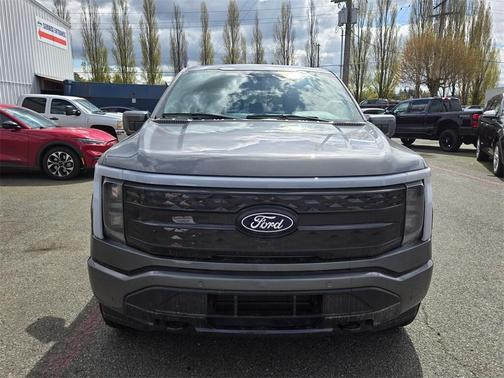 2025 Ford F-150 Lightning Platinum