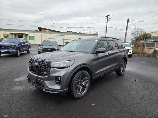 Carbonized Gray Metallic 2026 Ford Explorer ST