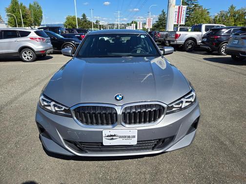 2023 BMW 330 i xDrive
