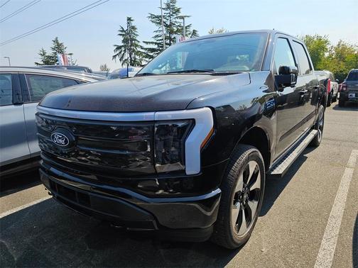 2025 Ford F-150 Lightning Platinum
