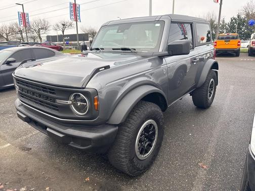 2021 Ford Bronco Base