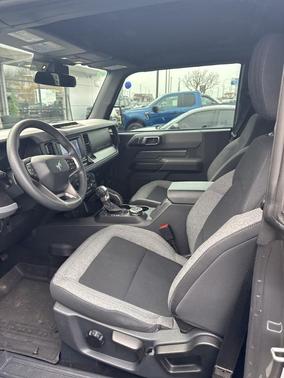 2021 Ford Bronco Base