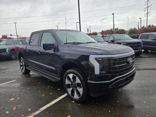 2025 Ford F-150 Lightning Platinum