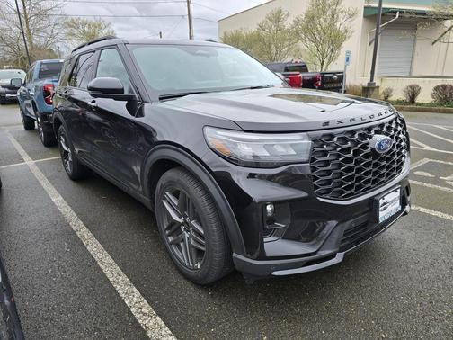 Agate 2026 Ford Explorer ST