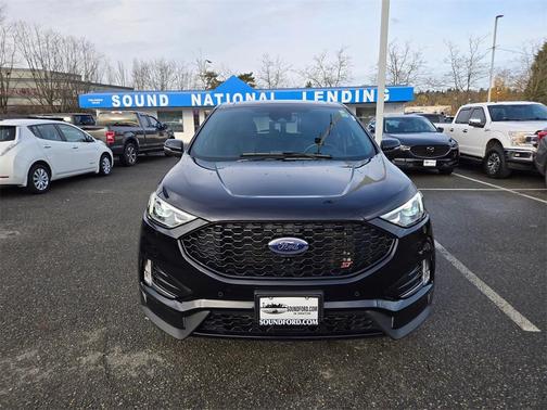2022 Ford Edge ST