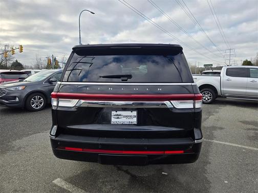 2024 Lincoln Navigator L Premiere