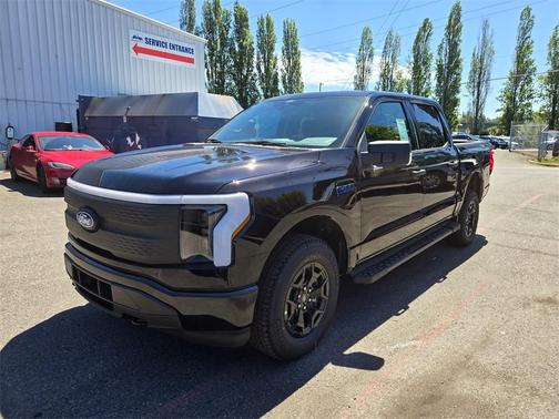 2025 Ford F-150 Lightning XLT