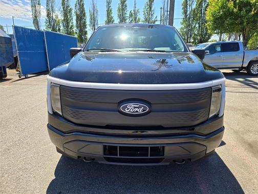 2025 Ford F-150 Lightning XLT