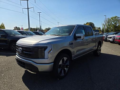 Iconic Silver Metallic 2025 Ford F-150 Lightning Platinum