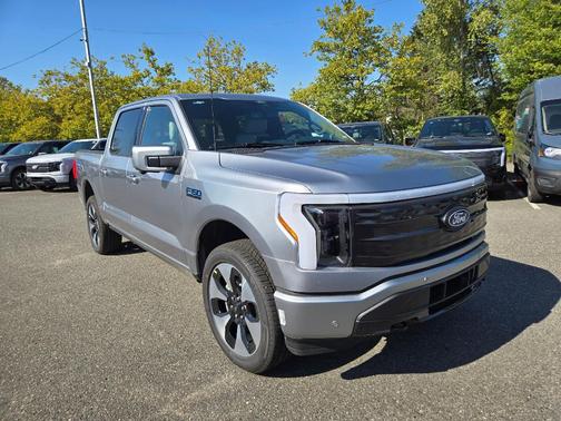 Iconic Silver Metallic 2025 Ford F-150 Lightning Platinum