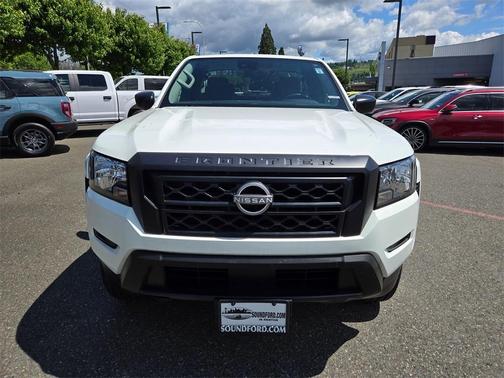 2023 Nissan Frontier S