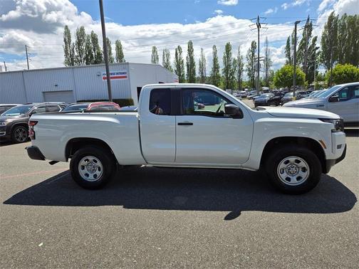 2023 Nissan Frontier S