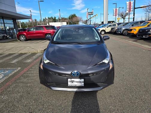 2016 Toyota Prius Four