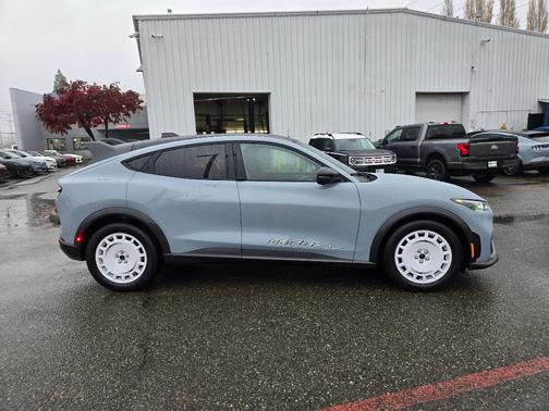 Glacier Gray Metallic 2025 Ford Mustang Mach-E GT