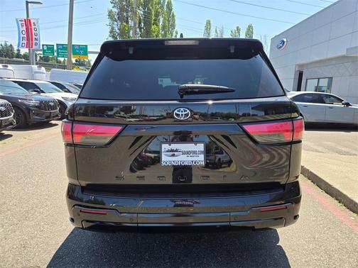 2023 Toyota Sequoia Platinum