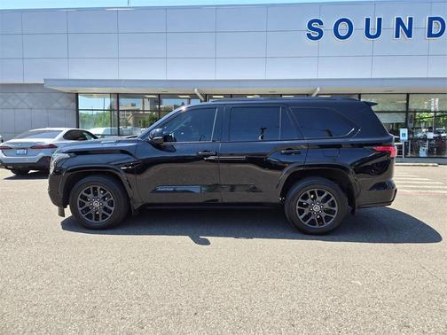 2023 Toyota Sequoia Platinum