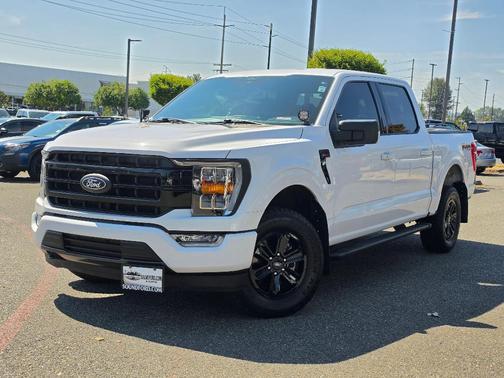 Oxford White 2021 Ford F-150 XLT