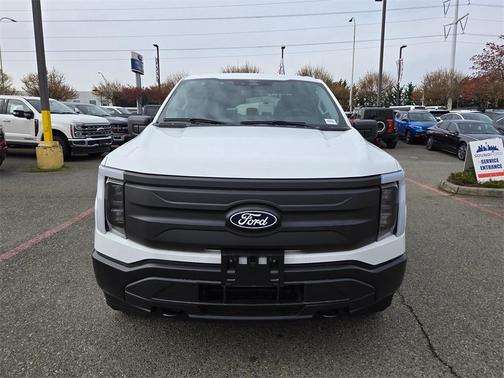 2024 Ford F-150 Lightning Pro