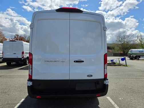 2025 Ford Transit-250 148 WB Medium Roof Cargo