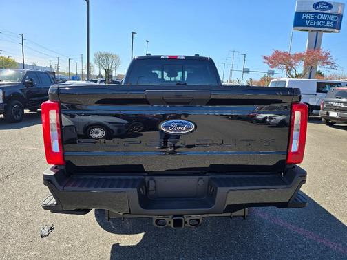 Agate Black 2026 Ford F-350 XL