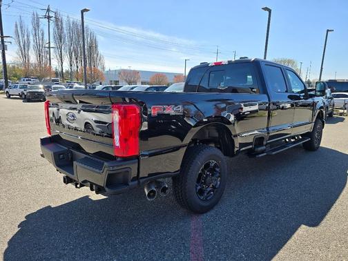 Agate Black 2026 Ford F-350 XL