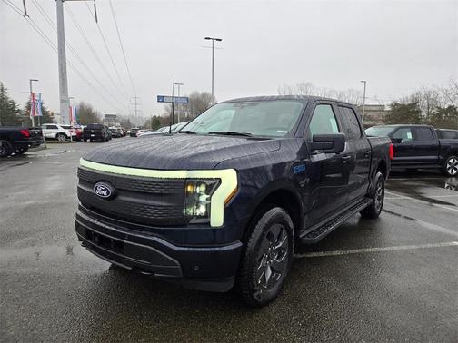 2025 Ford F-150 Lightning Flash