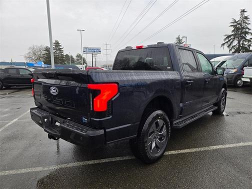 2025 Ford F-150 Lightning Flash