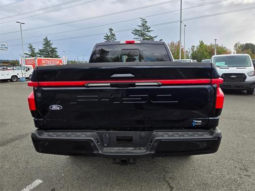 2025 Ford F-150 Lightning Platinum